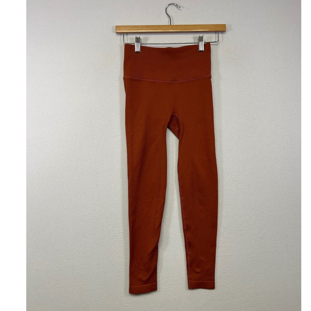 Athleisure Victoria's Secret Womens XS Orange Seamless Ribbed Leggings High Rise